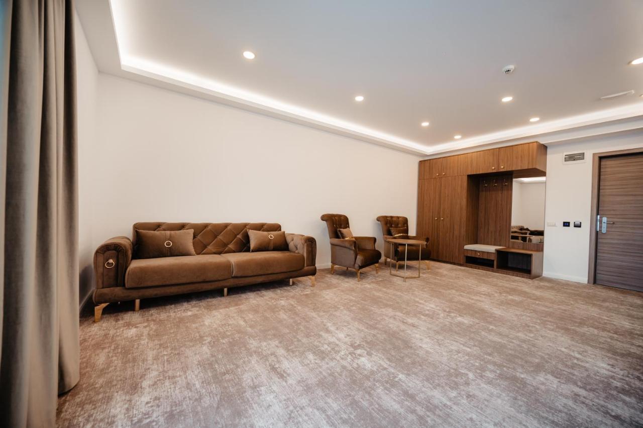 Hotel Ariata Scheia エクステリア 写真