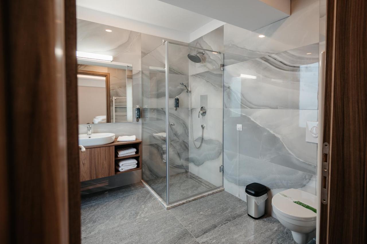 Hotel Ariata Scheia エクステリア 写真