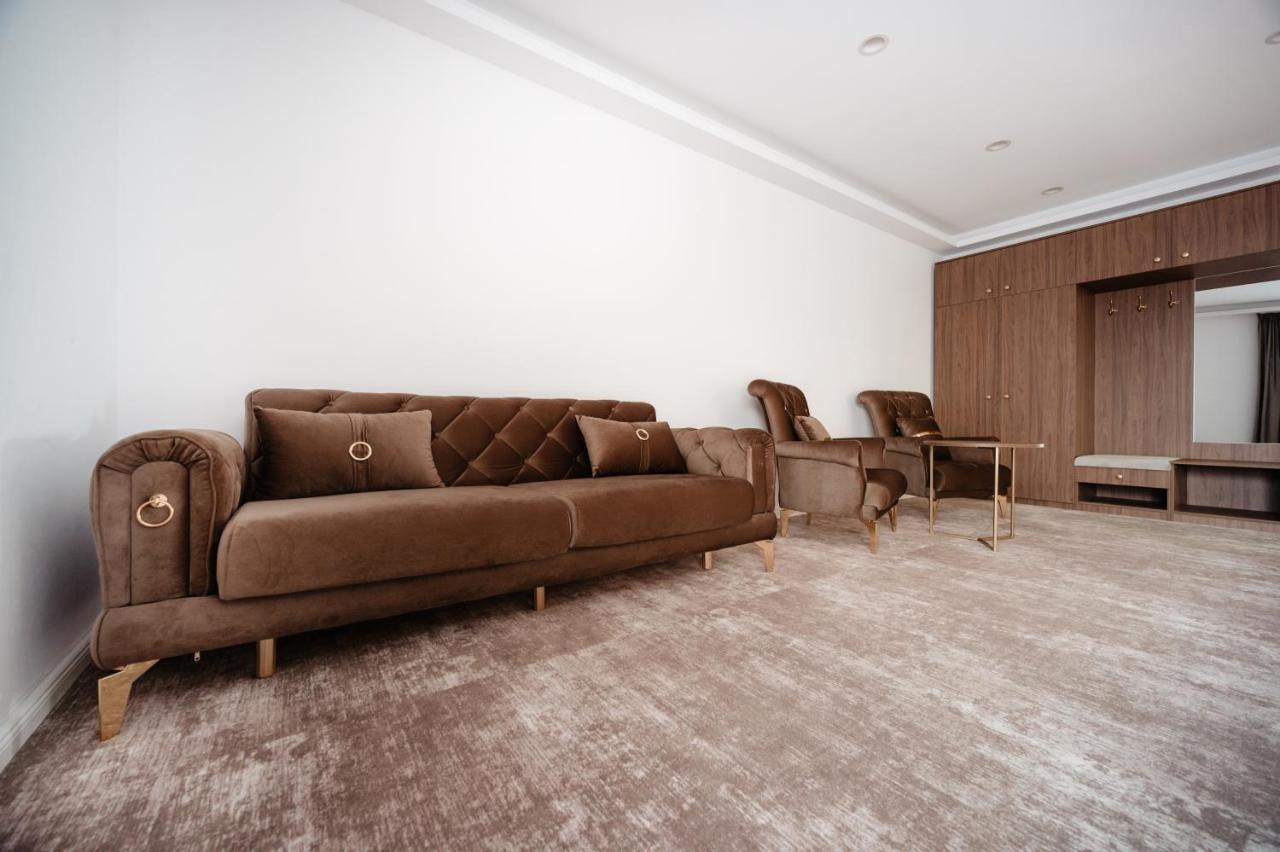 Hotel Ariata Scheia エクステリア 写真