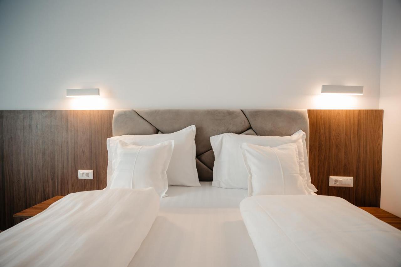 Hotel Ariata Scheia エクステリア 写真